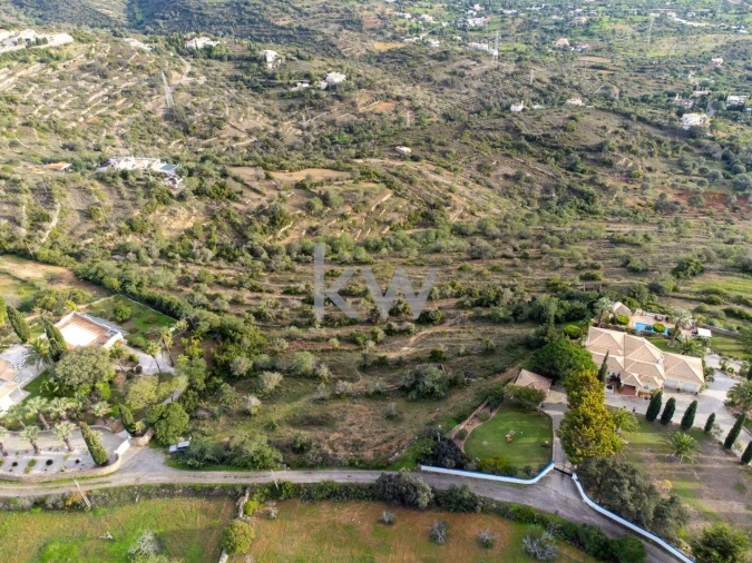 Terreno para Venda em Santa Barbara de Nexe Foto 9