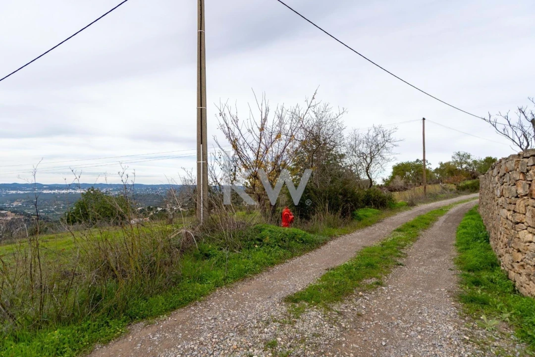 Terreno para Venda em Santa Barbara de Nexe Foto 11