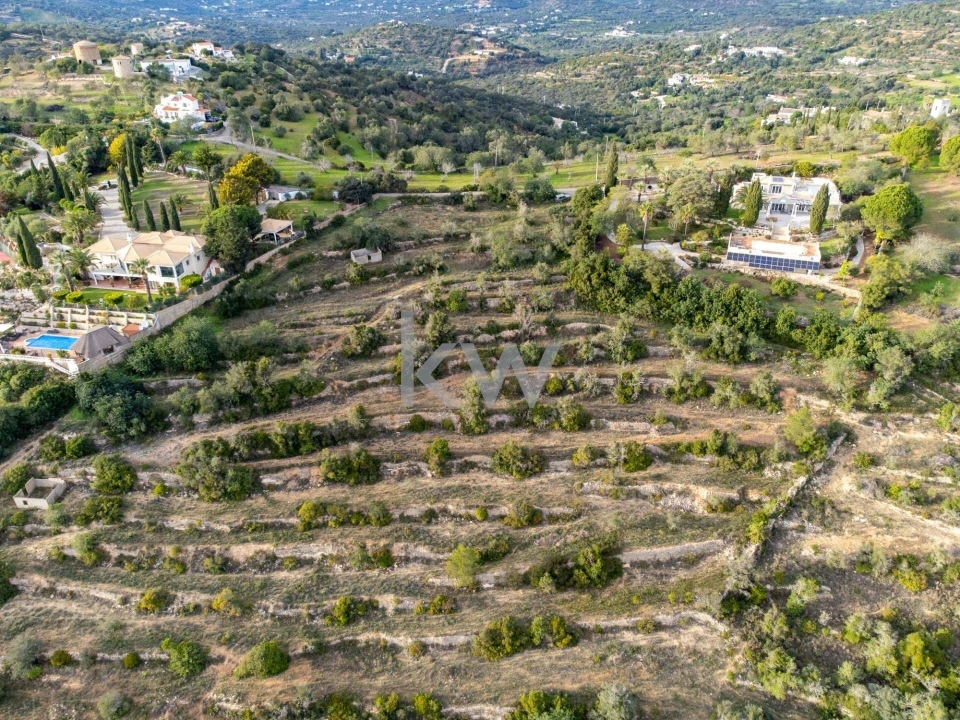 Terreno para Venda em Santa Barbara de Nexe Foto 6