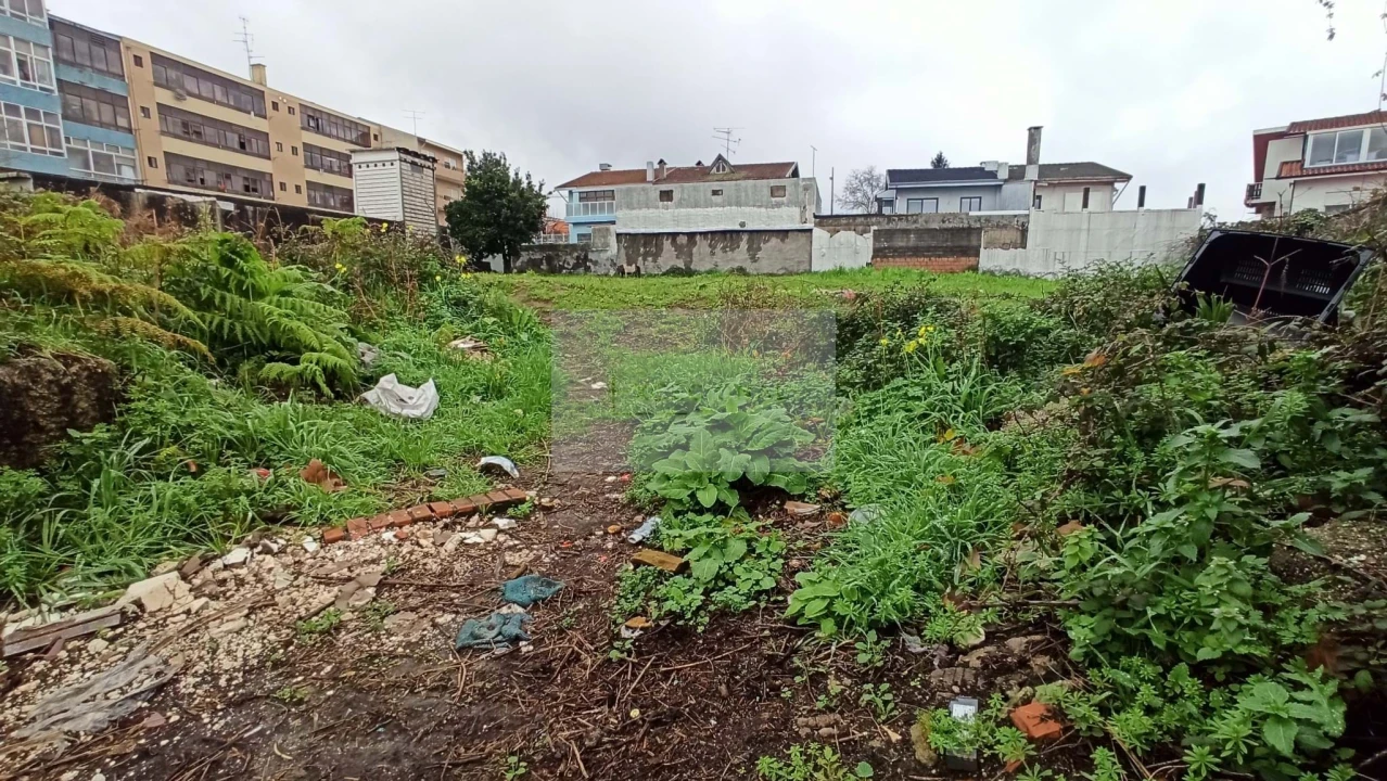 Terreno para Venda em Ermesinde Foto 5