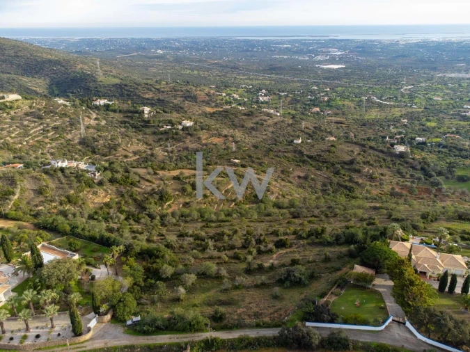 Terreno para Venda em Santa Barbara de Nexe Foto 2