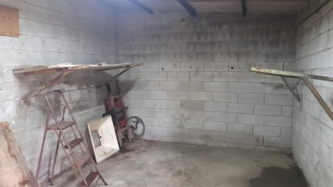 Quinta T0 para Venda em Escalos de Baixo e Mata