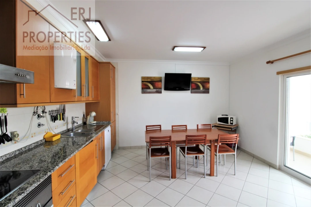 Apartamento T2 para Arrendamento em Altura Foto 5