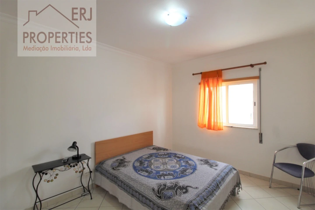 Apartamento T2 para Arrendamento em Altura Foto 7