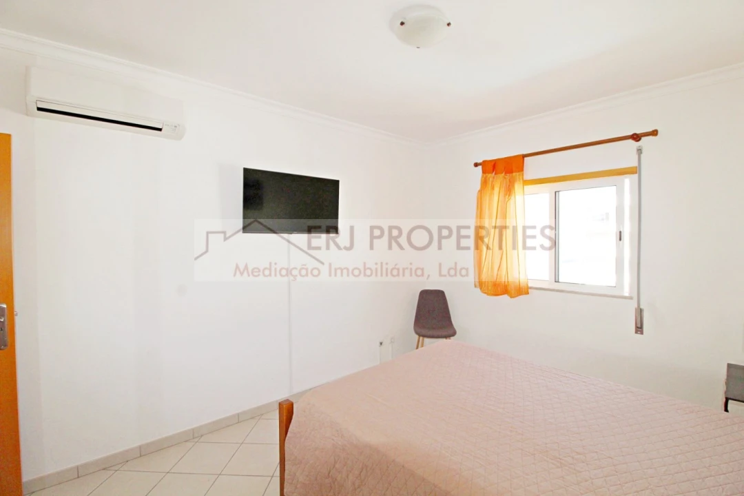 Apartamento T2 para Arrendamento em Altura Foto 10