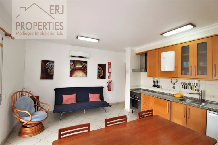 Apartamento T2 para Arrendamento em Altura Foto 4