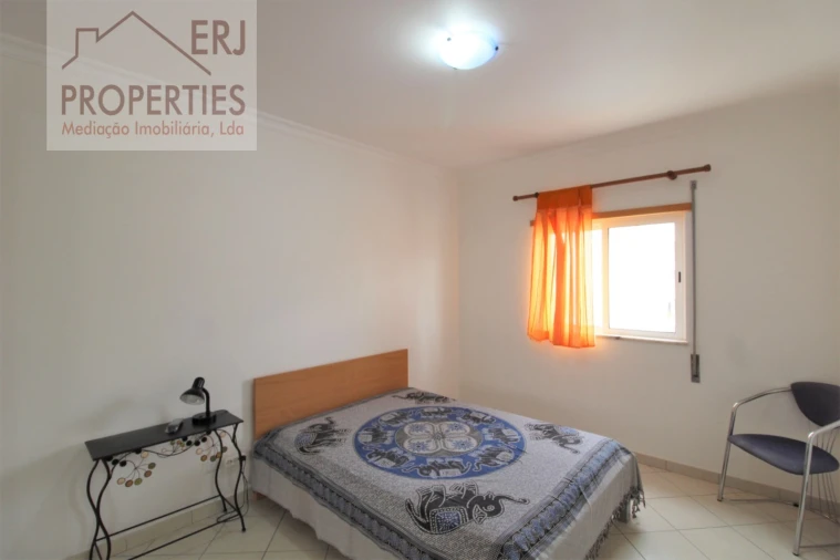 Apartamento T2 para Arrendamento em Altura Foto 7