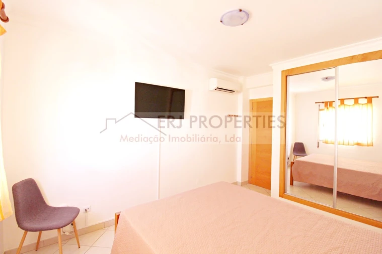 Apartamento T2 para Arrendamento em Altura Foto 8