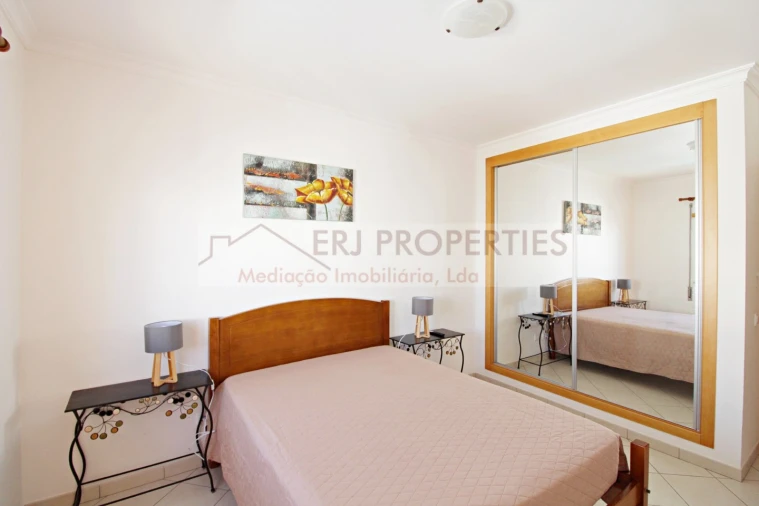 Apartamento T2 para Arrendamento em Altura Foto 9