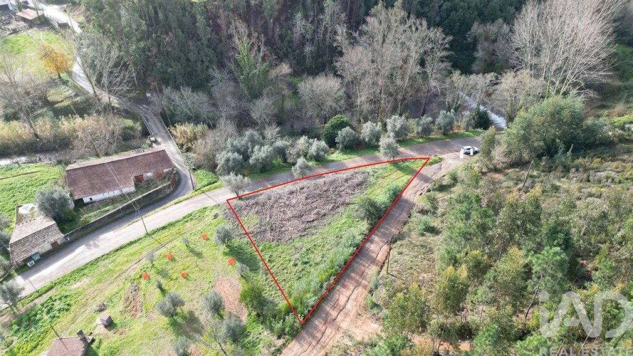 Terreno para Venda em Miranda do Corvo Foto 1