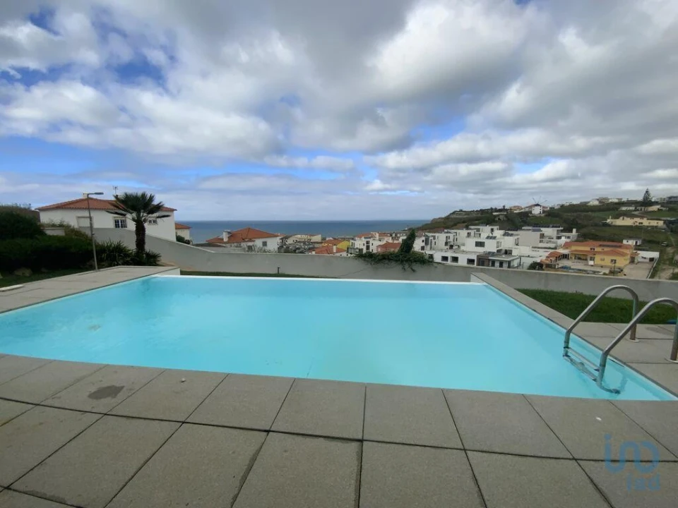 Moradia T4 para Venda em Ribamar Foto 2