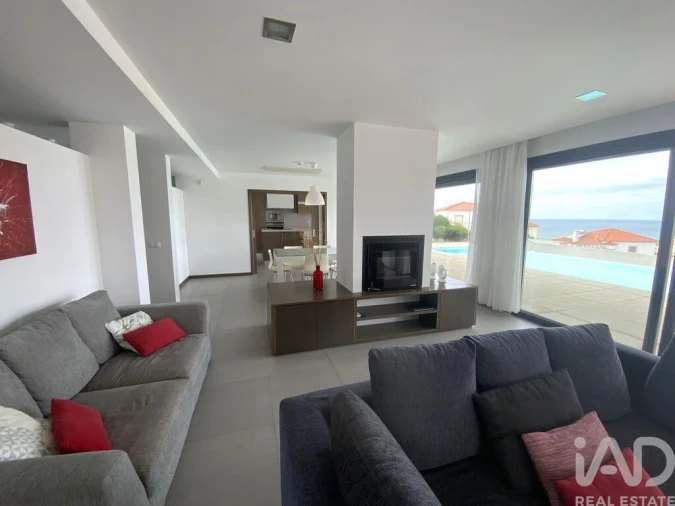 Moradia T4 para Venda em Ribamar Foto 17