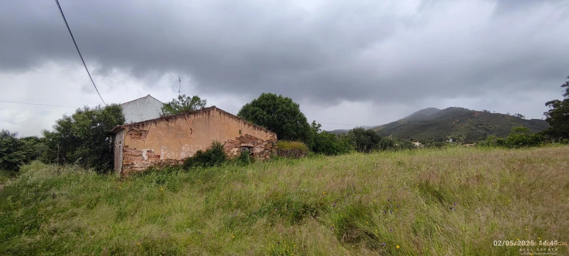 Moradia T5 para Venda em Salir Foto 6