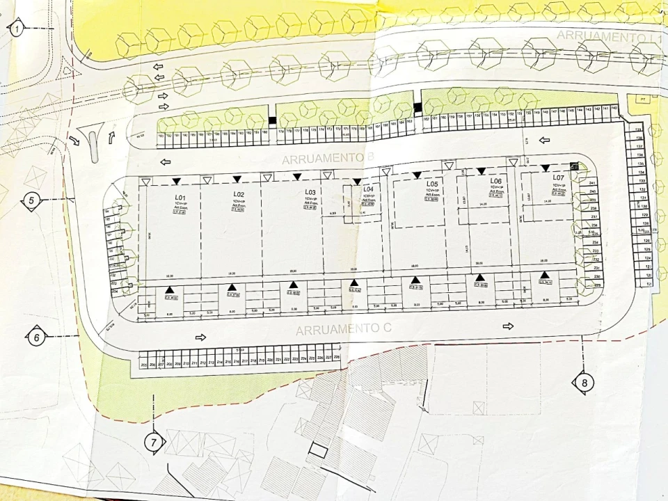 Terreno Comércio / Armazém para Venda em Póvoa de Santo Adrião e Olival Basto Foto 3