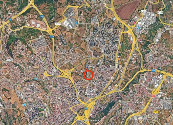 Terreno Comércio / Armazém para Venda em Póvoa de Santo Adrião e Olival Basto Foto 2