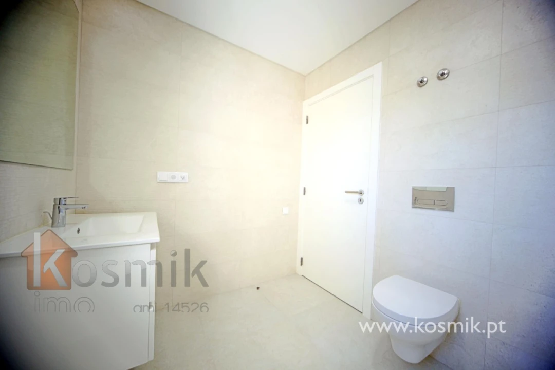 Apartamento T2 para Arrendamento em Póvoa de Santo Adrião e Olival Basto Foto 27