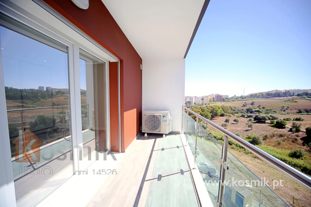 Apartamento T2 para Arrendamento em Póvoa de Santo Adrião e Olival Basto Foto 47