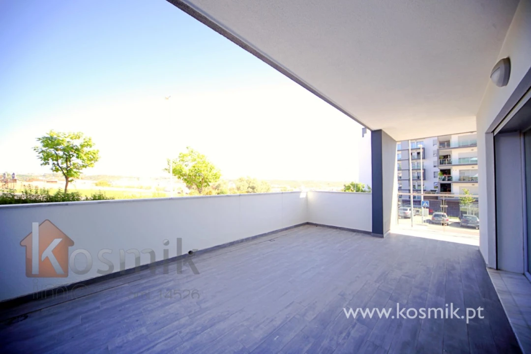 Apartamento T2 para Arrendamento em Póvoa de Santo Adrião e Olival Basto Foto 57