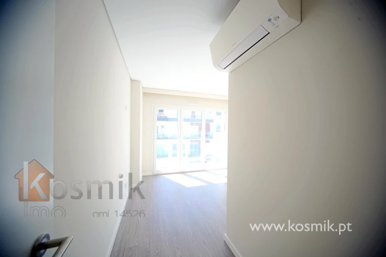 Apartamento T2 para Arrendamento em Póvoa de Santo Adrião e Olival Basto Foto 30