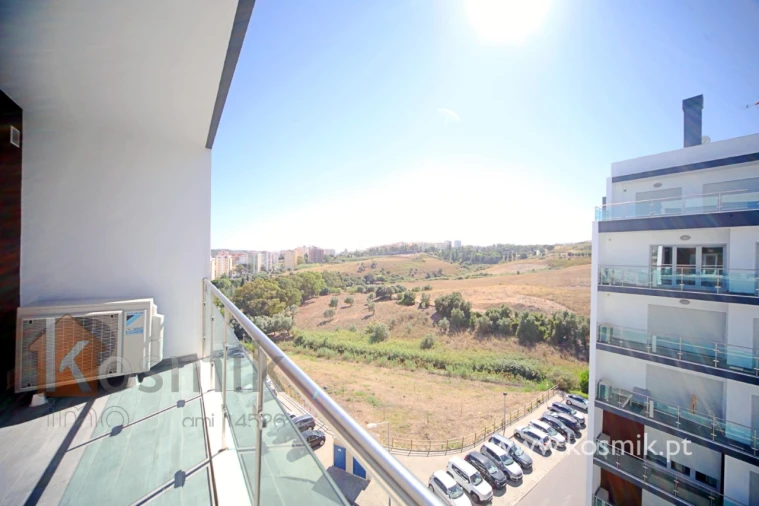 Apartamento T2 para Arrendamento em Póvoa de Santo Adrião e Olival Basto Foto 48