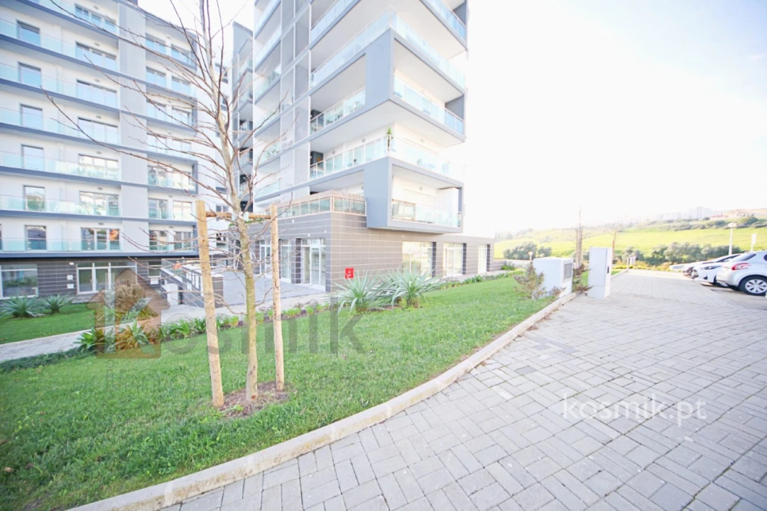 Loja para Venda em Póvoa de Santo Adrião e Olival Basto Foto 37