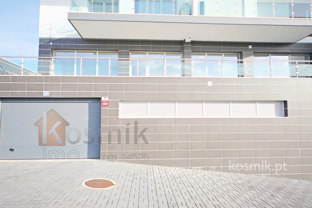 Loja para Venda em Póvoa de Santo Adrião e Olival Basto Foto 53