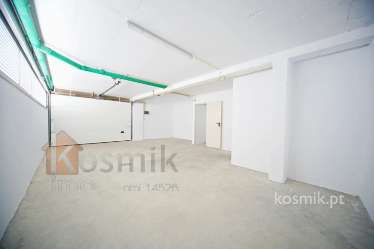 Loja para Venda em Póvoa de Santo Adrião e Olival Basto Foto 3