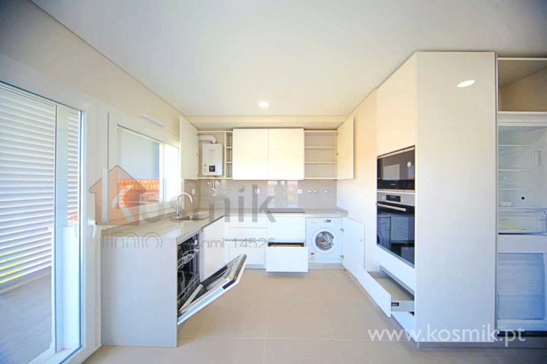 Apartamento T2 para Arrendamento em Póvoa de Santo Adrião e Olival Basto Foto 6