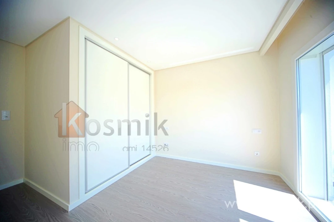 Apartamento T2 para Arrendamento em Póvoa de Santo Adrião e Olival Basto Foto 41