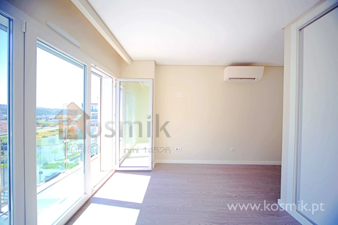 Apartamento T2 para Arrendamento em Póvoa de Santo Adrião e Olival Basto Foto 43