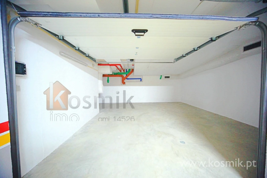 Apartamento T2 para Arrendamento em Póvoa de Santo Adrião e Olival Basto Foto 56