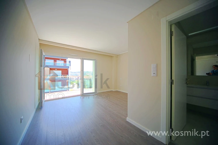 Apartamento T2 para Arrendamento em Póvoa de Santo Adrião e Olival Basto Foto 32