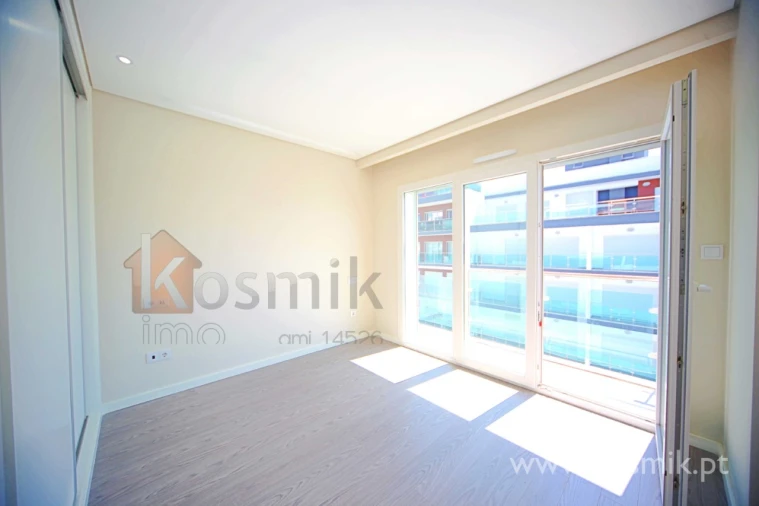 Apartamento T2 para Arrendamento em Póvoa de Santo Adrião e Olival Basto Foto 47