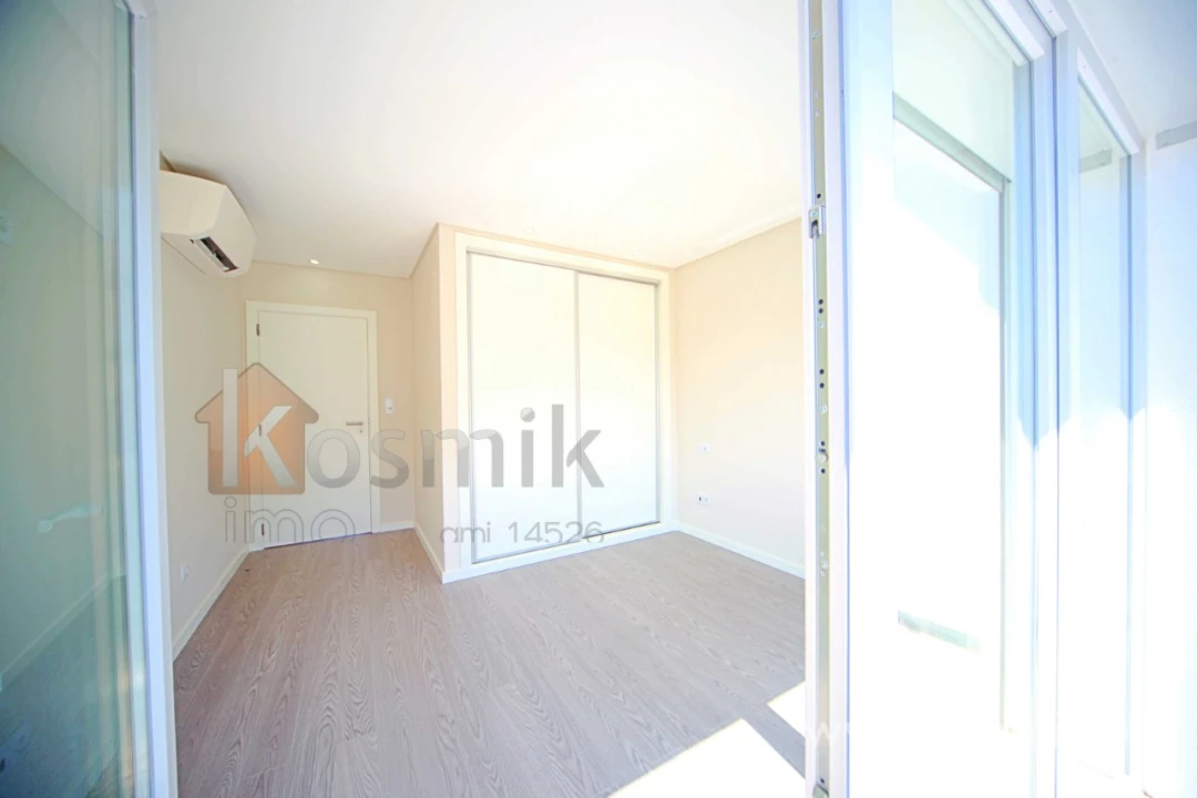 Apartamento T2 para Arrendamento em Póvoa de Santo Adrião e Olival Basto Foto 38