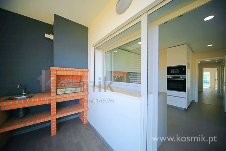 Apartamento T2 para Arrendamento em Póvoa de Santo Adrião e Olival Basto Foto 3