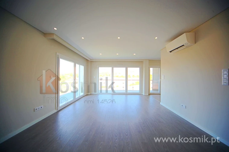 Apartamento T2 para Arrendamento em Póvoa de Santo Adrião e Olival Basto Foto 7