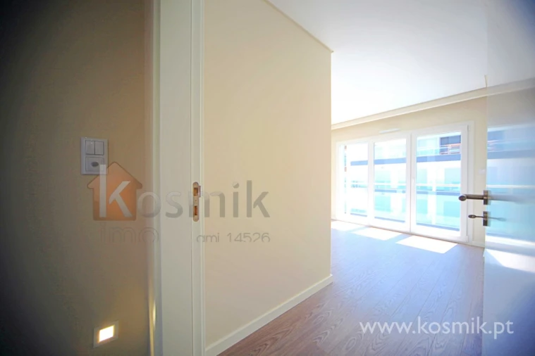 Apartamento T2 para Arrendamento em Póvoa de Santo Adrião e Olival Basto Foto 33