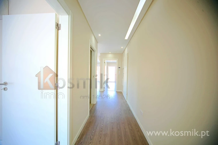 Apartamento T2 para Arrendamento em Póvoa de Santo Adrião e Olival Basto Foto 44