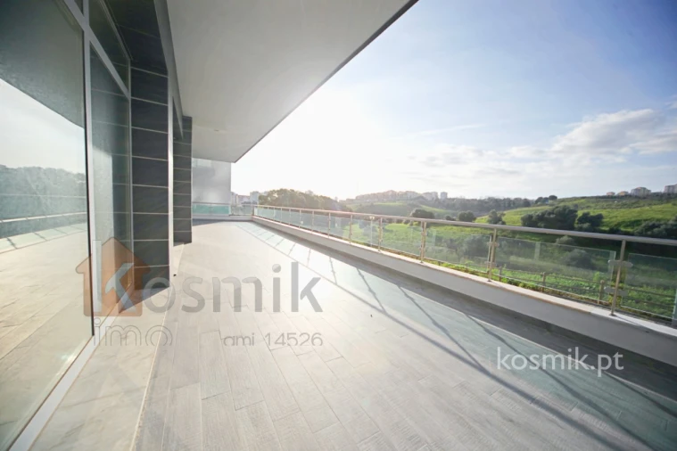 Loja para Arrendamento em Póvoa de Santo Adrião e Olival Basto Foto 10