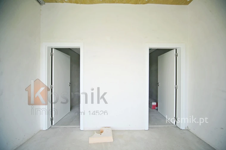 Loja para Arrendamento em Póvoa de Santo Adrião e Olival Basto Foto 55