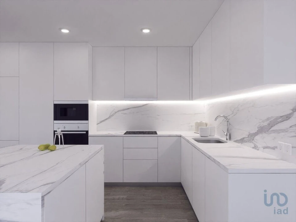 Moradia T4 para Venda em Silveira Foto 13