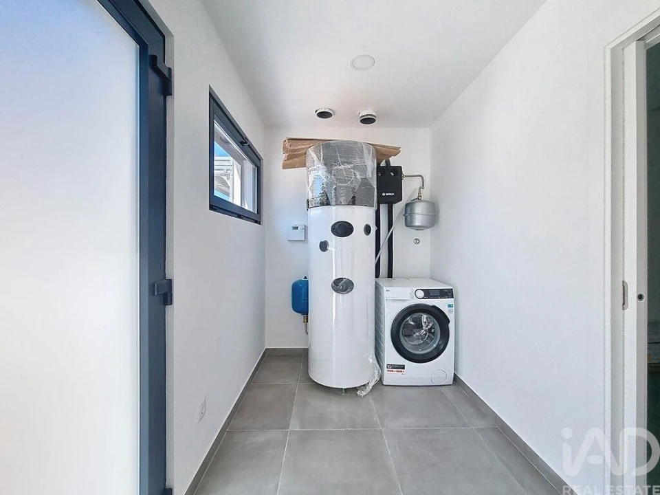 Moradia T4 para Venda em Silveira Foto 26