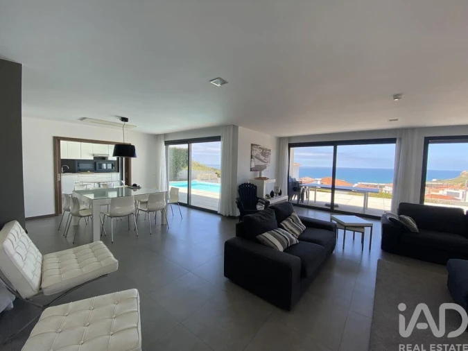 Moradia T4 para Venda em Ribamar Foto 23