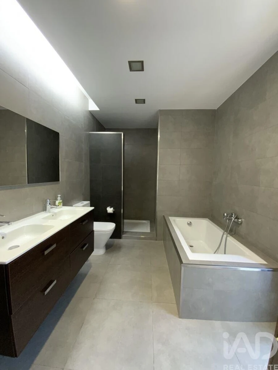 Moradia T4 para Venda em Ribamar Foto 17