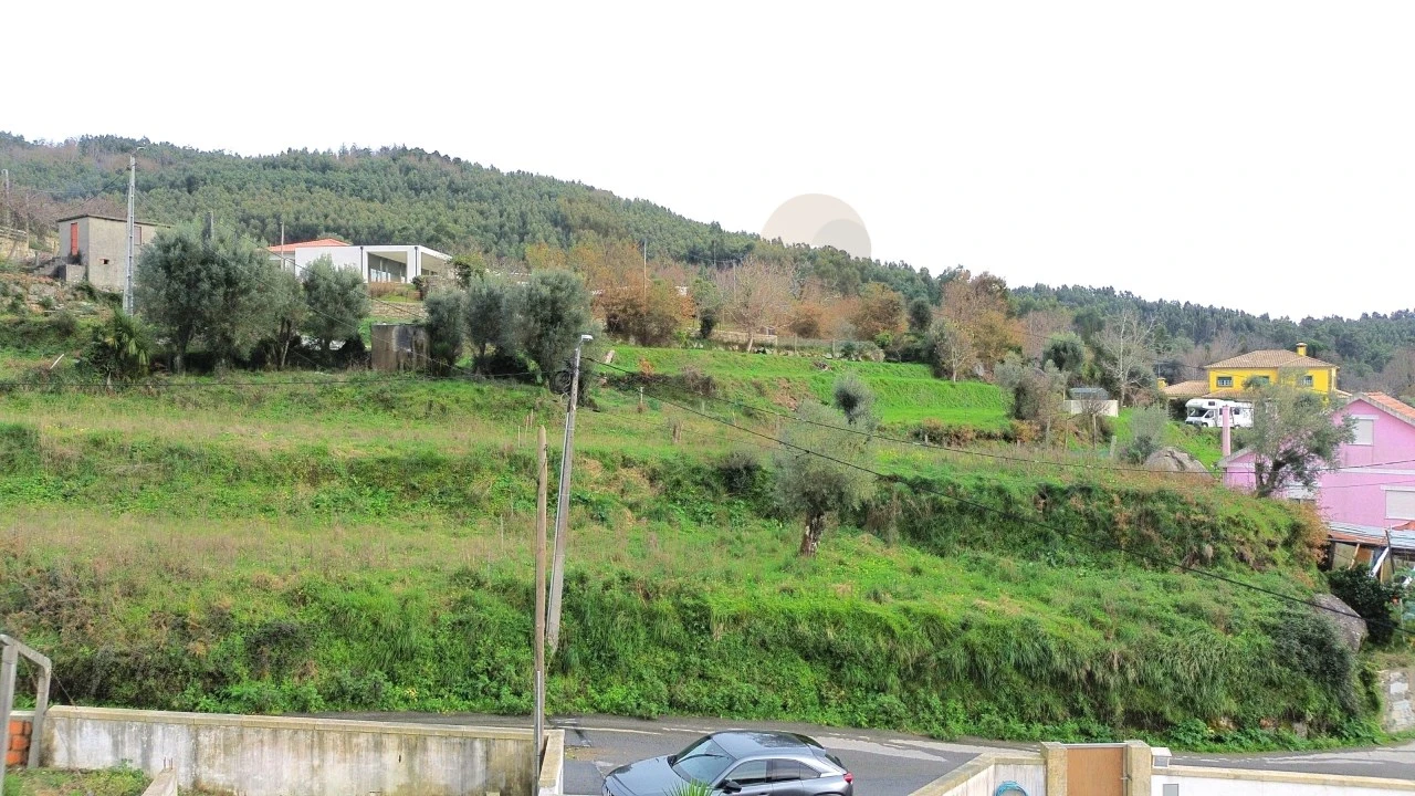 Terreno para Venda em Calheiros Foto 4