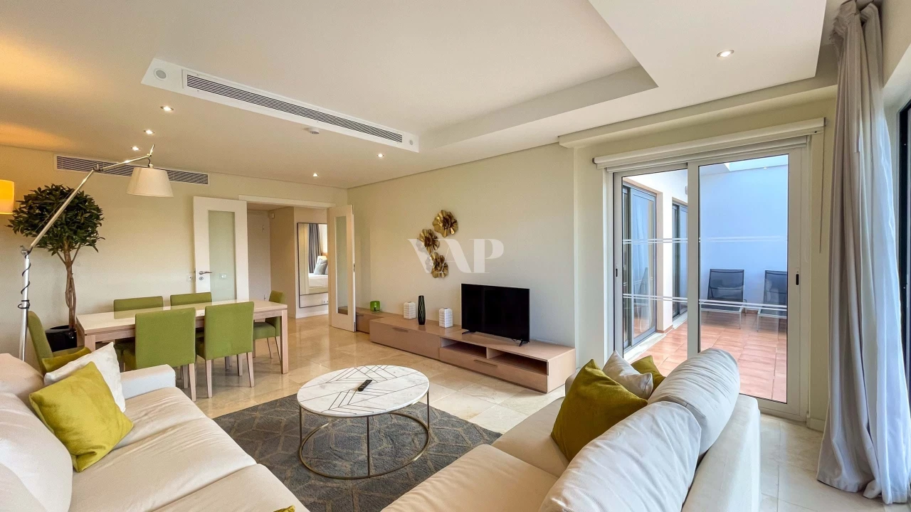Apartamento T2 para Venda em Quarteira Foto 6