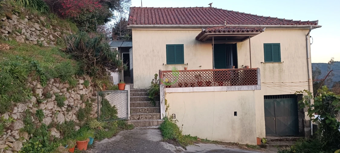 Moradia T3 para Venda em Ribeira do Neiva Foto 3