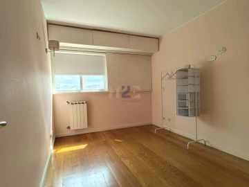 Apartamento T2 para Arrendamento em Matosinhos e Leça da Palmeira