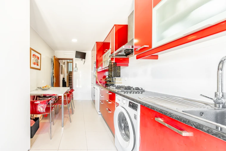 Moradia T4 para Venda em Sesimbra (Castelo) Foto 36