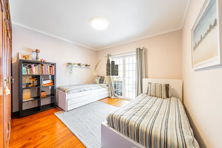 Moradia T4 para Venda em Sesimbra (Castelo) Foto 21